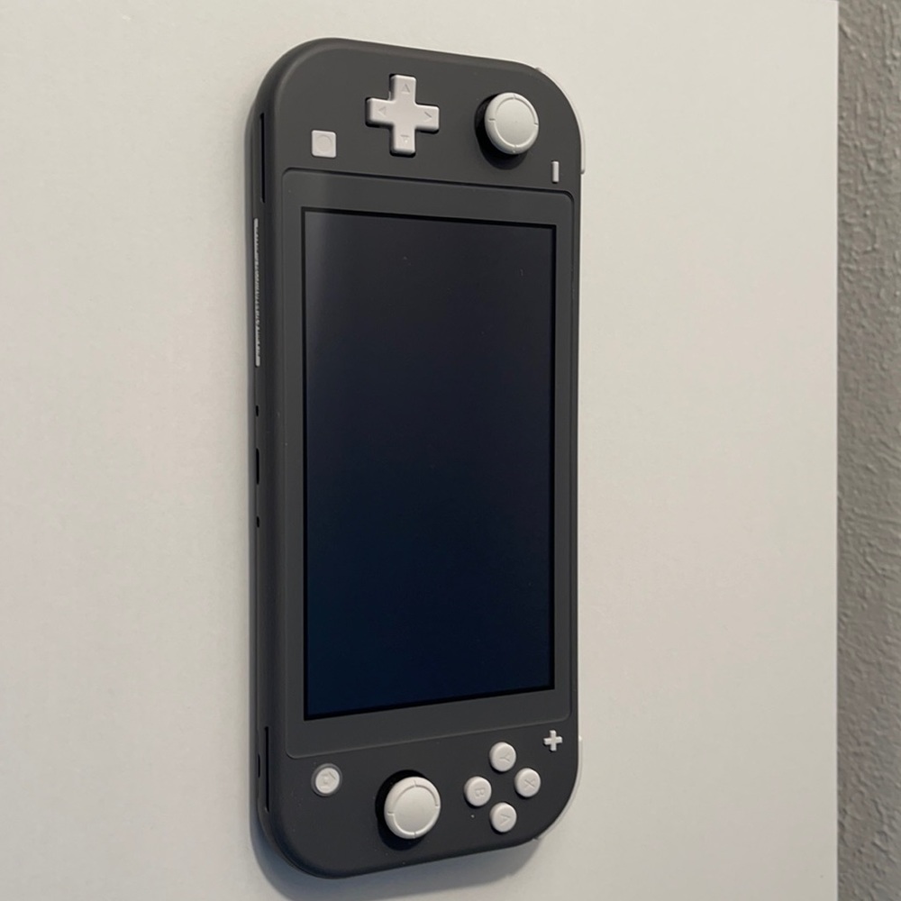 LIKE NEW! Nintendo Switch